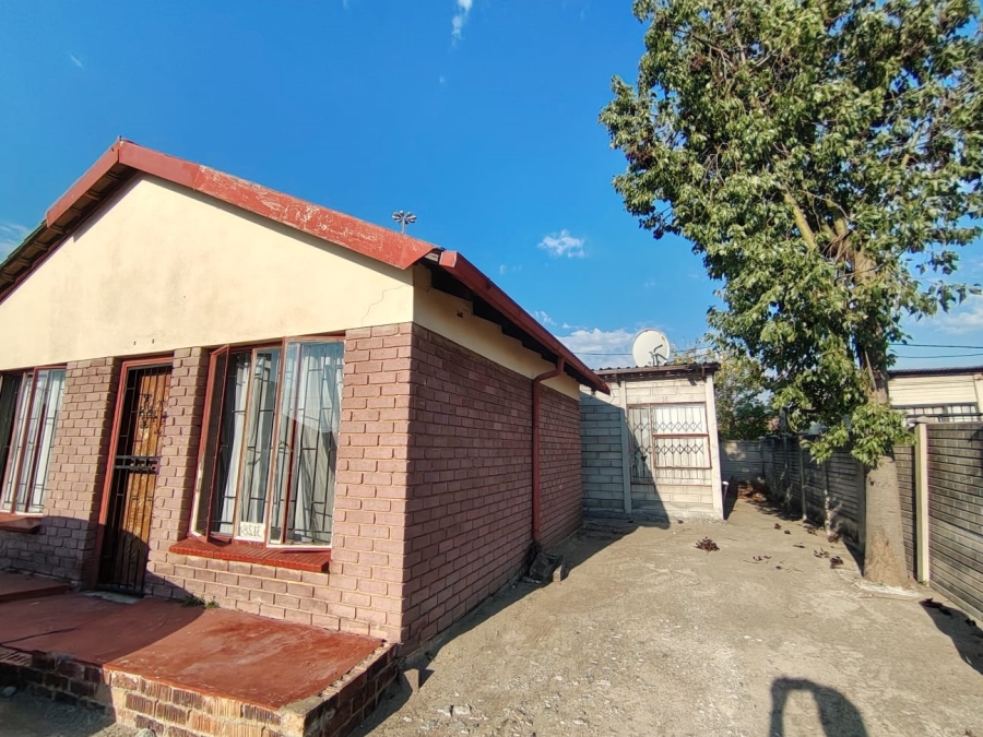 2 Bedroom Property for Sale in Meriting North West